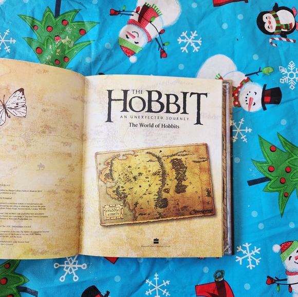 The Hobbit & The Lord of the Rings Book Set and Bluray DVD Movie Bundle 2012 J.R - Picture 10 of 16
